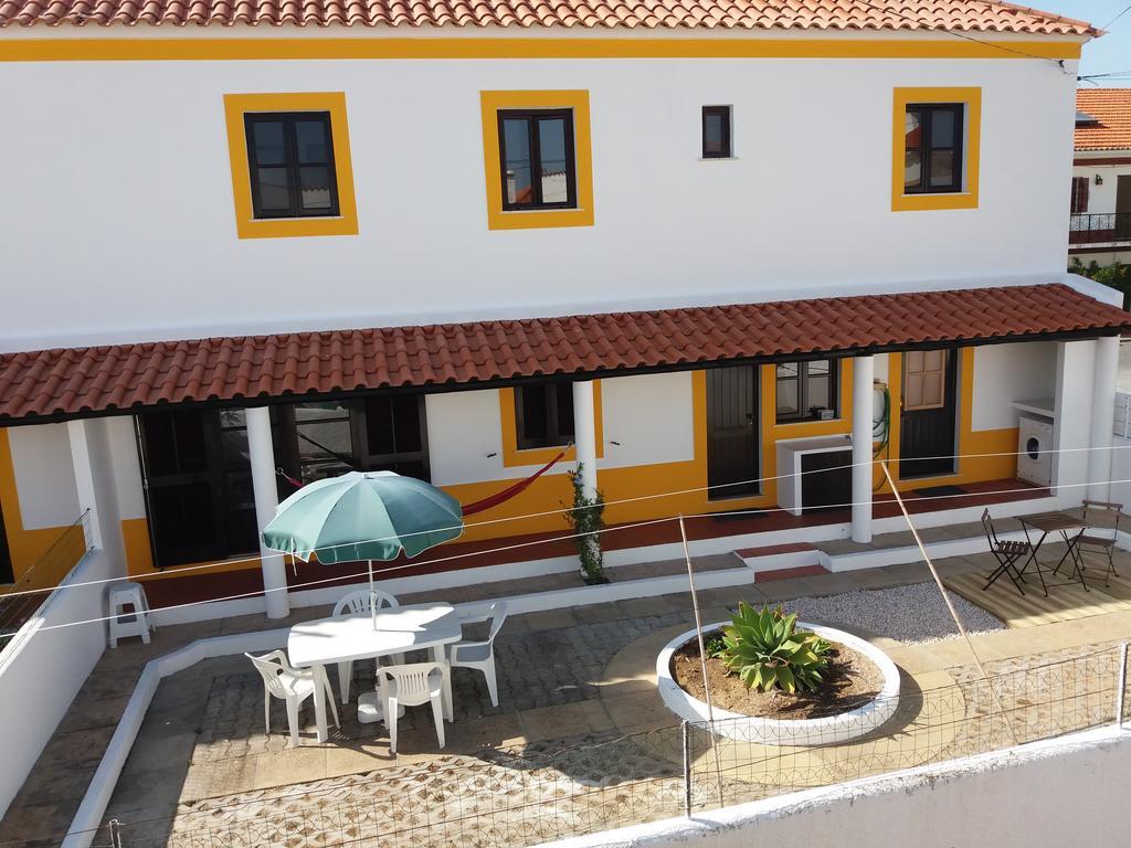 Alojamentos Vitinho 2 - Nova Milfontes * Vila Nova de Milfontes